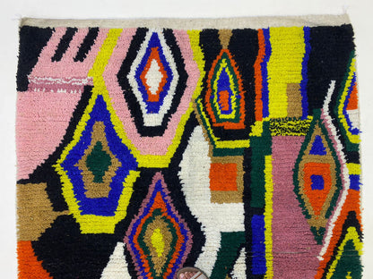 Tapis berbère marocain fait main. Tapis marocains en laine noués à la main pour le salon.