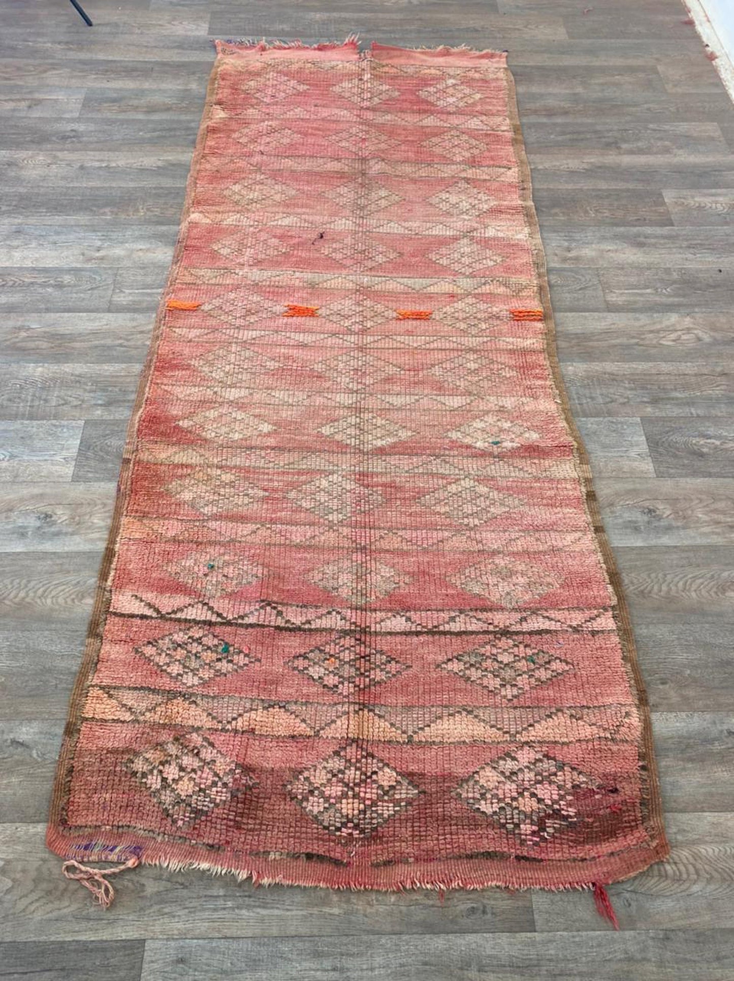 Tapis de couloir tribal à tissage plat étroit 4x10.