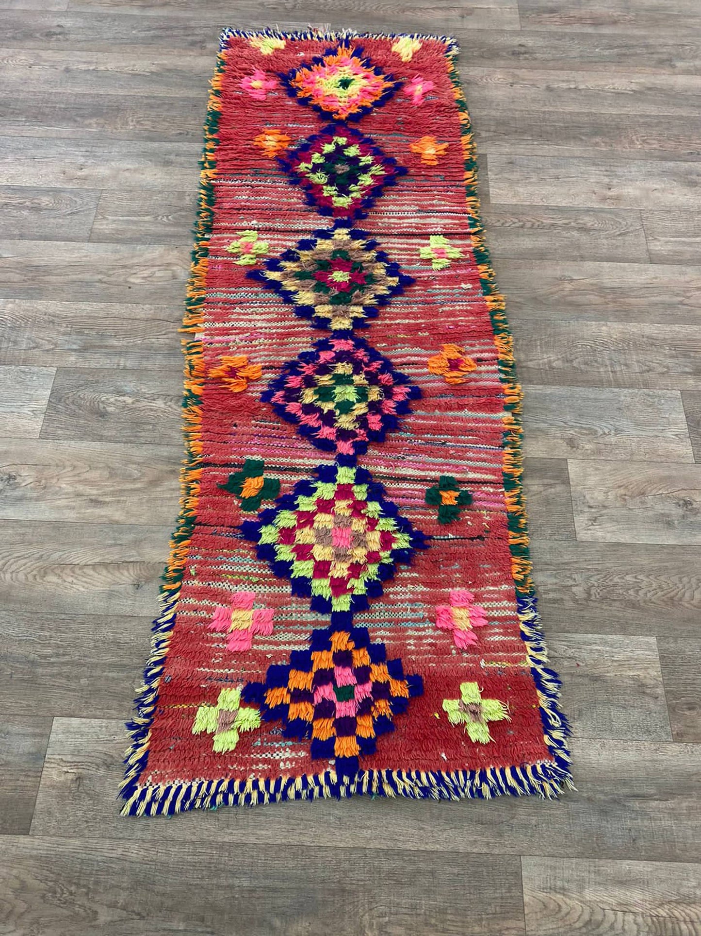 Tapis de couloir berbère marocain coloré 3x7.