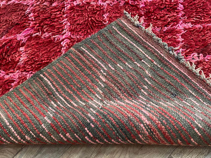 Grand tapis marocain à losanges rouge 4x10.