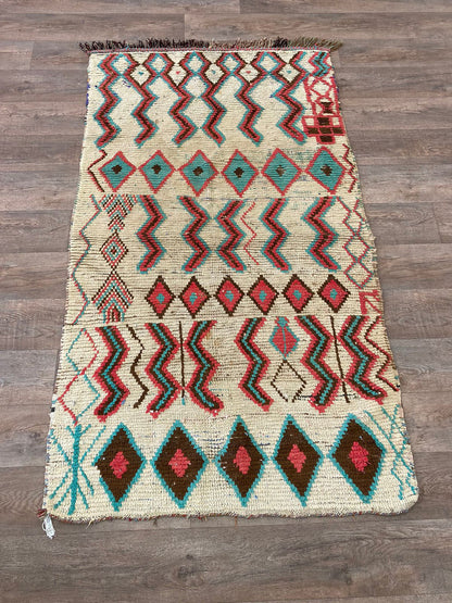 Petit tapis marocain coloré 4x7.