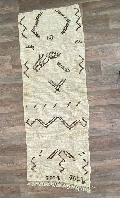 Tapis marocain tissé à la main en laine blanche 3x8 FT.