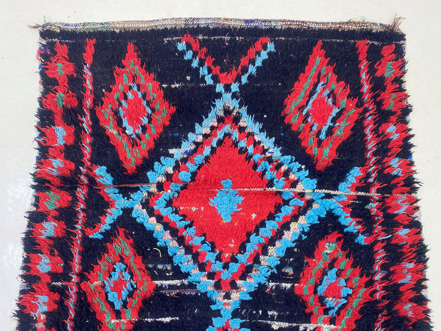 Tapis long à losanges 3x11, tapis de couloir vintage marocain.