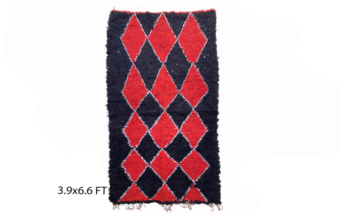 Tapis marocain noir et rouge 4x7, tapis vintage diamant.