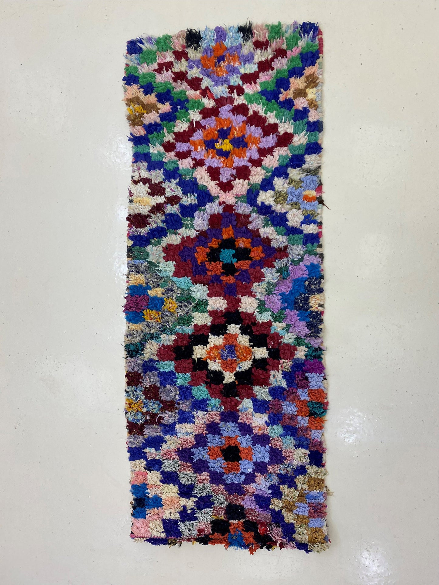 Tapis de couloir marocain vintage 3x6, petit tapis de couloir à carreaux.