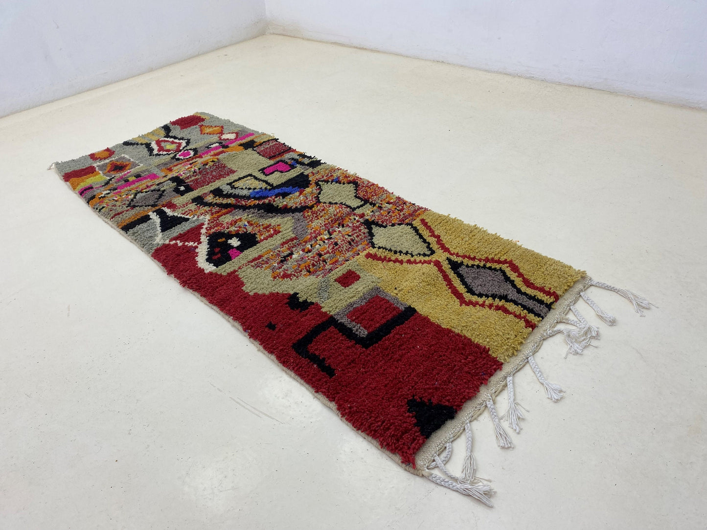 Tapis marocain personnalisé, tapis en laine colorés faits à la main, tapis berbères pour le salon.