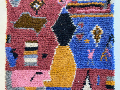 Tapis berbère marocain fait main coloré personnalisé, tapis bohème unique.