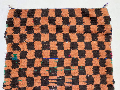 Tapis à carreaux berbère marocain 3x6, tapis en laine tissé à la main orange et noir.