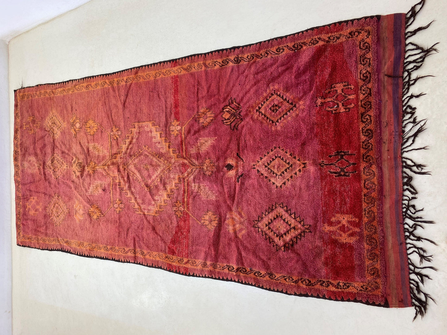 Tapis de couloir marocain 6x13, textile vintage d'occasion.