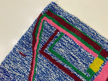 Tapis en laine marocain coloré, tapis berbère personnalisé.