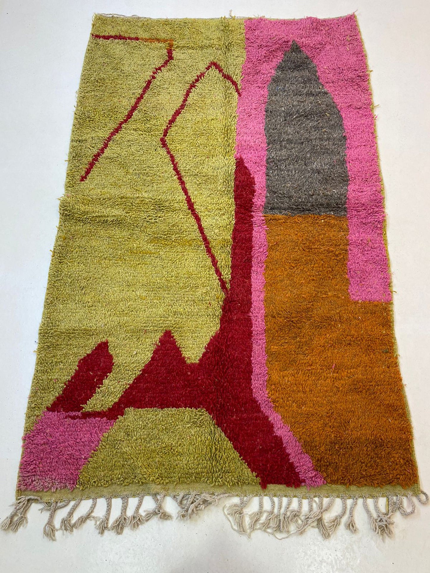 Tapis berbère marocain noué à la main, tapis coloré personnalisé.