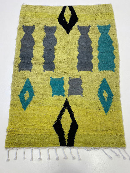 Tapis en laine berbère fait main, tapis marocain coloré de taille personnalisée.