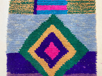 Tapis de couloir personnalisé unique, tapis de couloir berbère marocain coloré noué à la main.