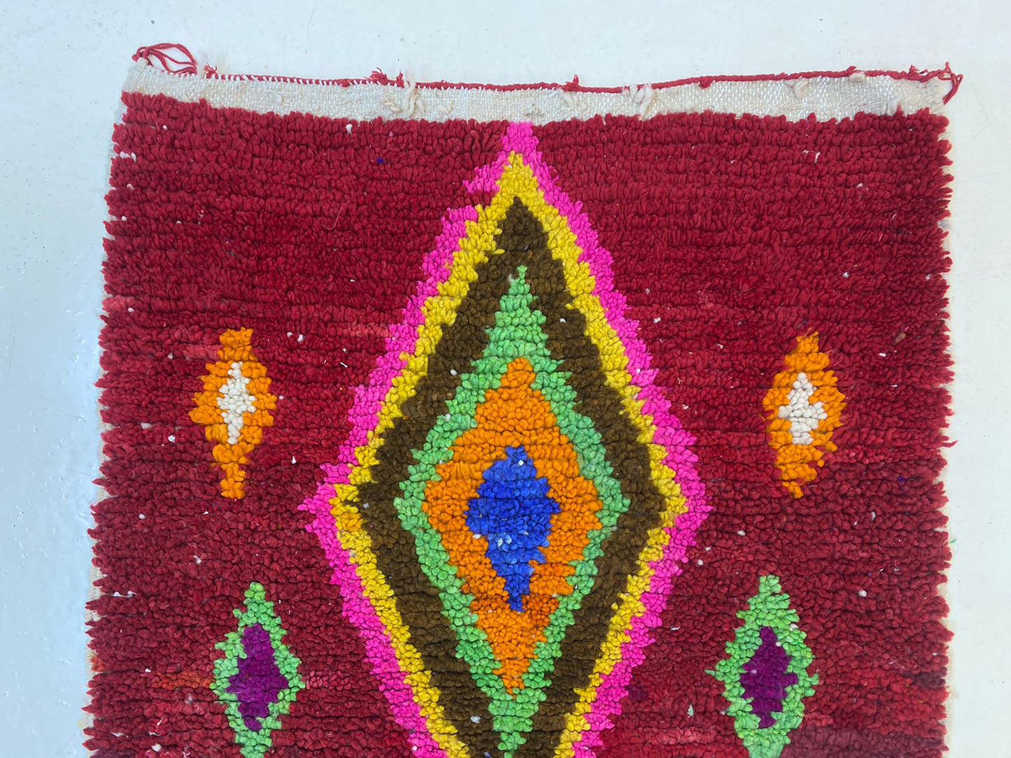 Tapis de couloir personnalisé unique, tapis de couloir berbère marocain coloré noué à la main.