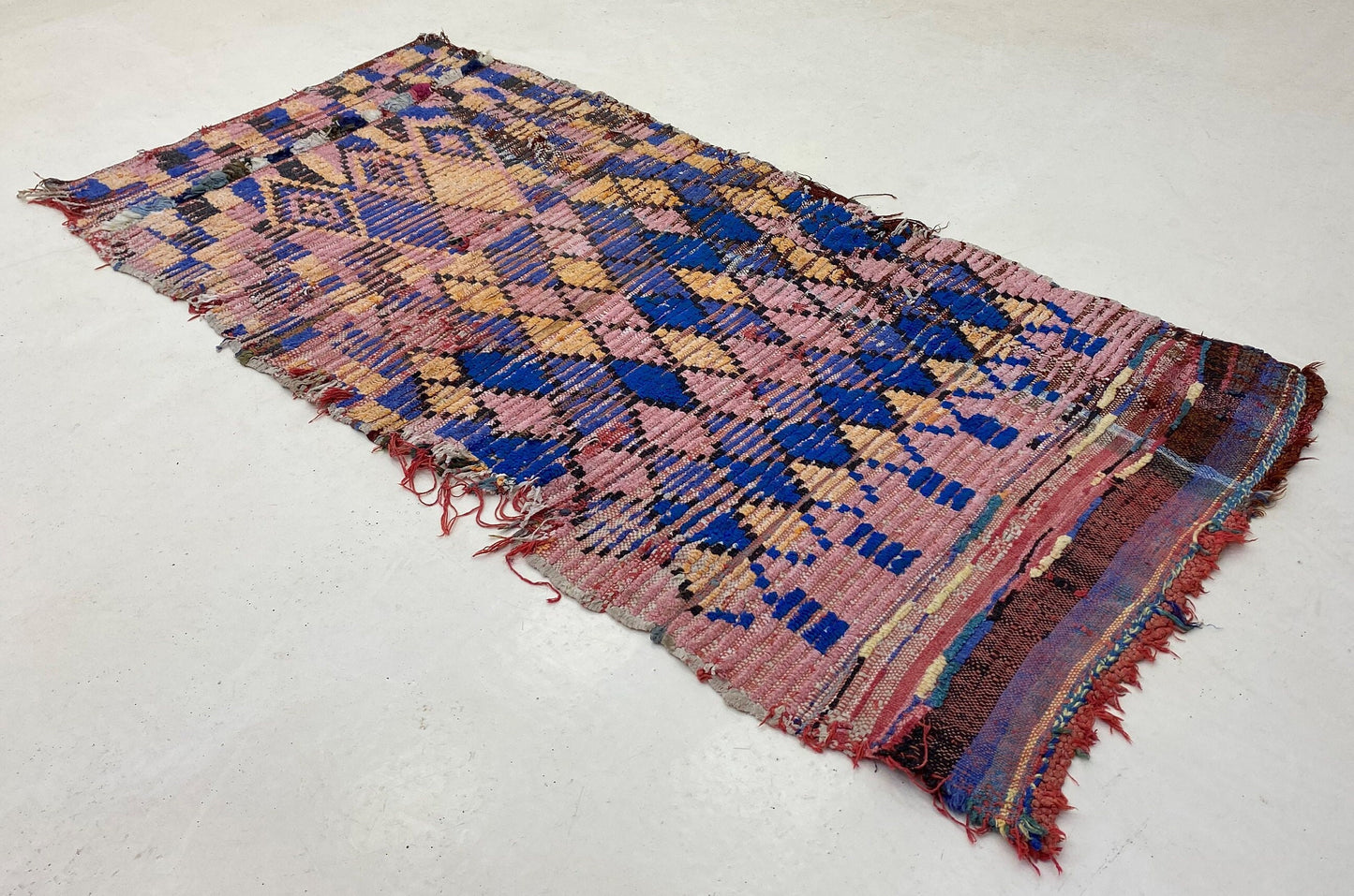 Tapis berbère marocain en laine tissé à la main 3x6, tapis à diamants colorés délavés.