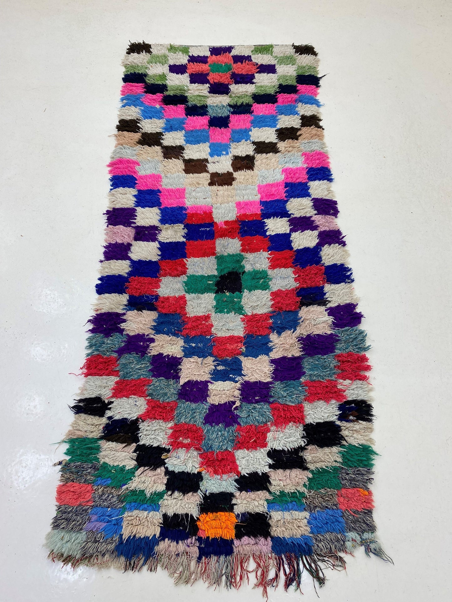 Tapis de couloir marocain à carreaux 3x7,5, tapis de couloir berbère coloré bohème.