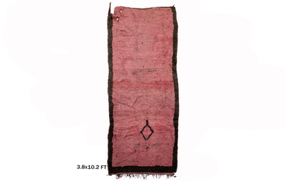 Tapis de couloir marocain étroit 4x10, tapis de couloir rose vintage.