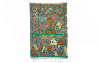 Tapis en laine marocain coloré personnalisé, tapis fabriqué à la main pour votre maison.