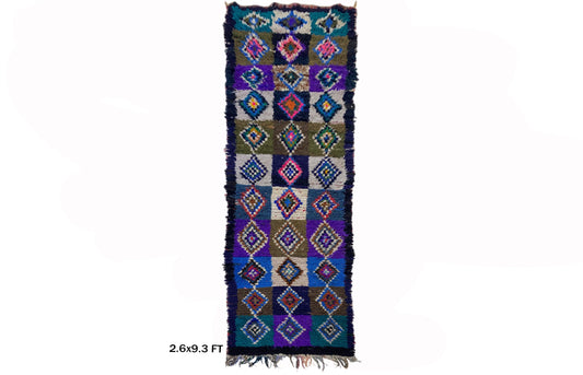 Tapis de couloir géométrique coloré 9x3, tapis de couloir marocain vintage.