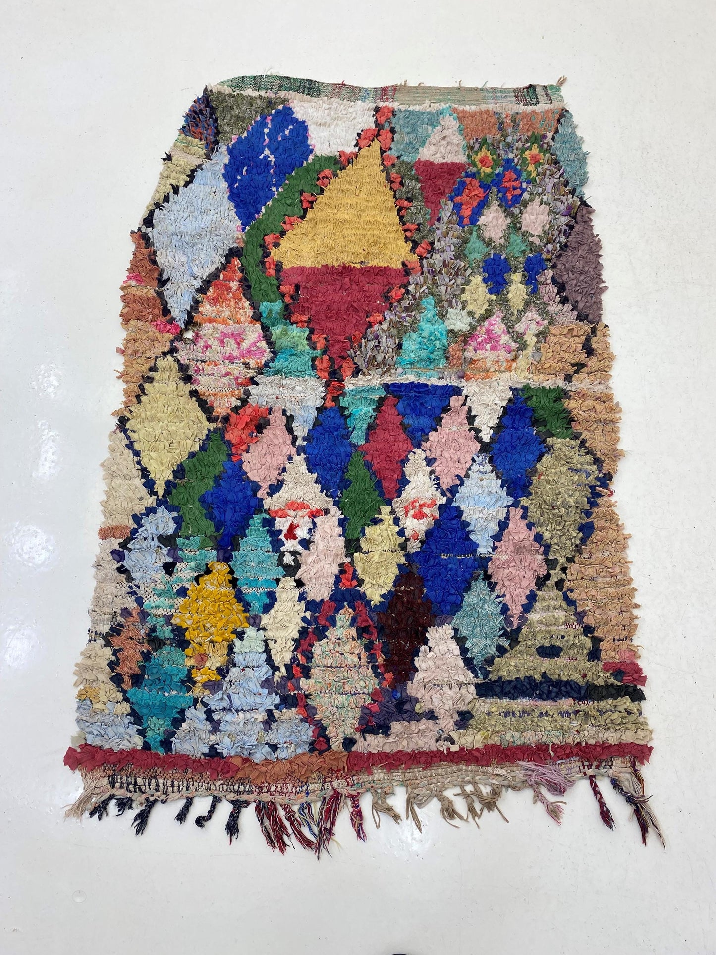 3x5 Boucherouite Small Moroccan Area Rug.