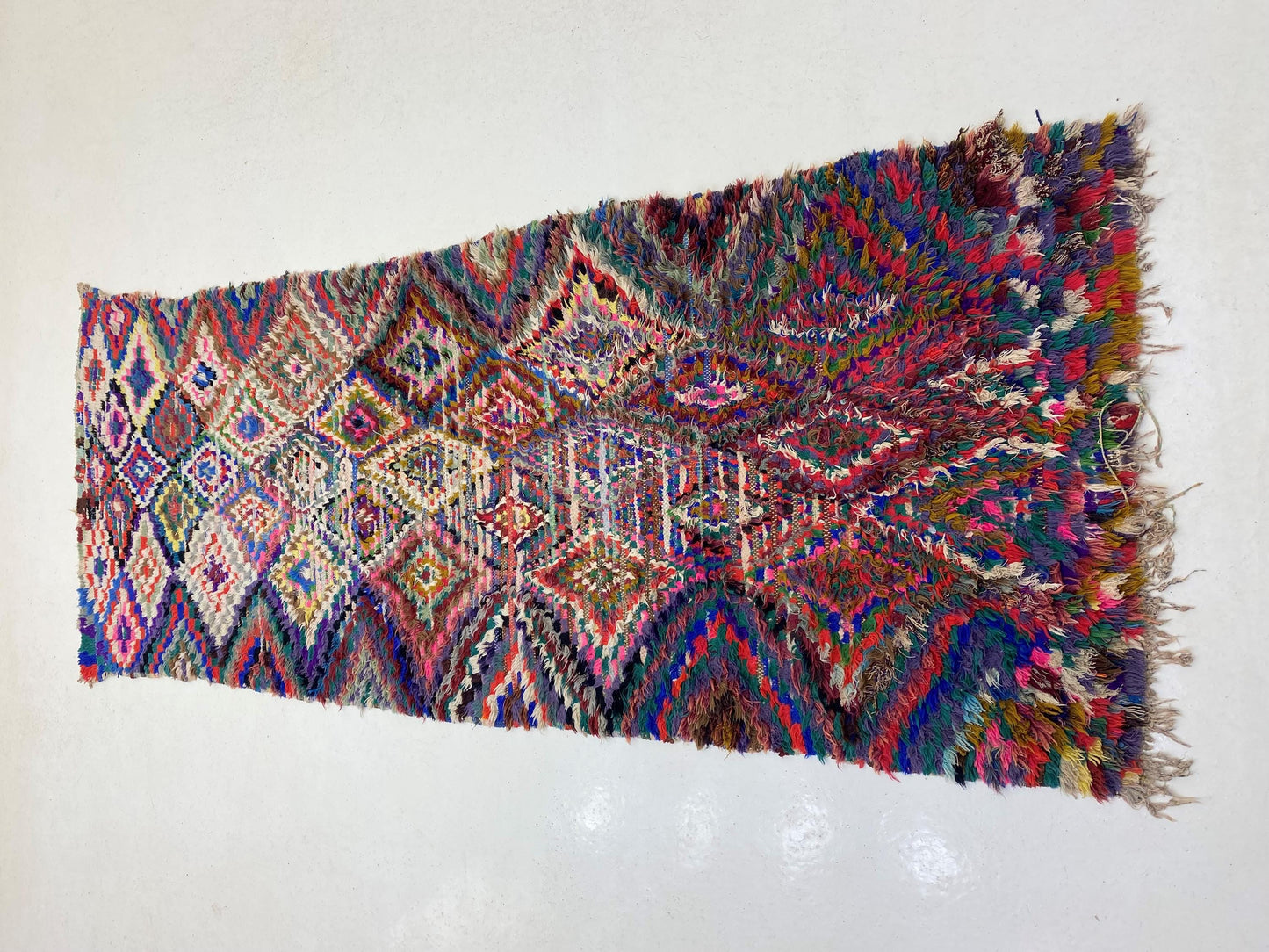 Tapis de couloir berbère marocain à losanges 3x9.