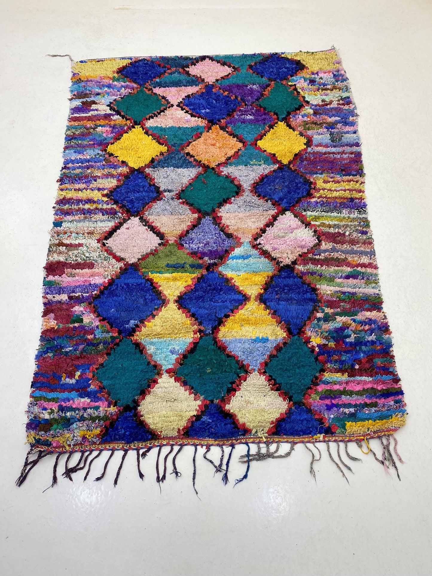 Tapis marocain à losanges 5x7, tapis bohème coloré.