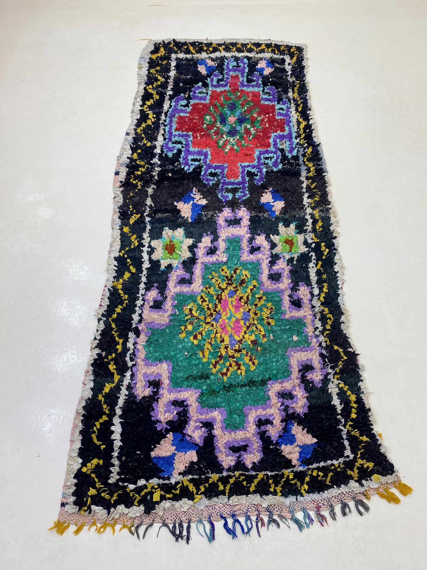 Tapis de couloir marocain long 3,5 x 9, tapis de couloir berbère coloré.