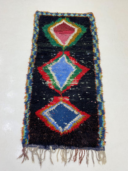 Tapis marocain 3x7 : Tapis de couloir berbère vintage en forme de diamant.